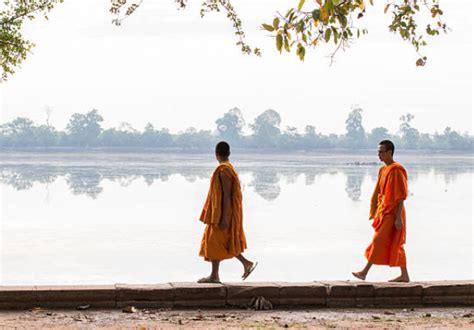 The Story of Two Monks and The Power of Leadership Decisiveness - Lolly ...