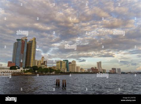 Sunset in Manila Bay, Philippines Stock Photo - Alamy