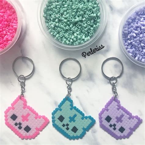 Mattina Sundqvist on Instagram: “🐱🐱🐱” | Hamma beads ideas, Perler beads designs, Easy perler ...