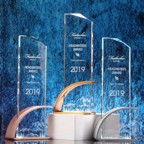 Custom Trophy Award, Engraved Crystal Corporate Trophy, Graduation ...