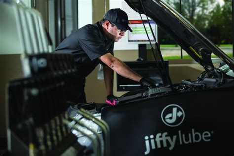 Not Your Standard Oil Change: Jiffy Lube Signature Service® Oil Change ...