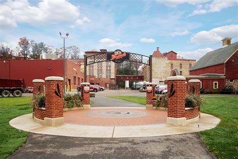 Project: Leinenkugel’s Brewery Tour - CODAworx