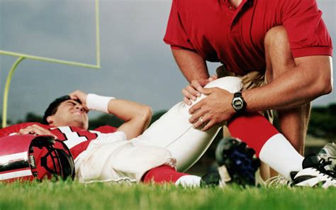 5 of the Most Common Football Injuries - Williamson Source