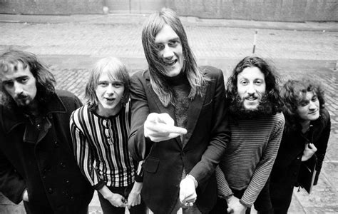 Fleetwood Mac to release extensive box set documenting early years