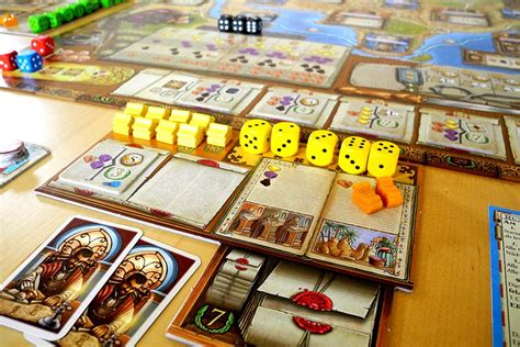 10 Best Dice Board Games | Board Game Halv