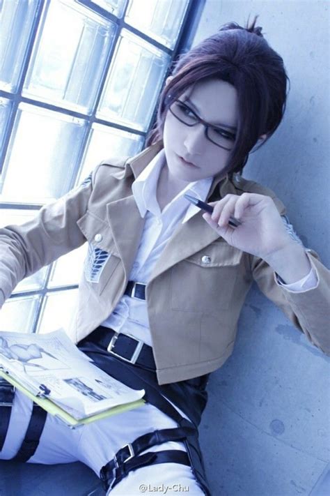 Attack on Titan Hanji | Attack on titan, Cosplay, Titans