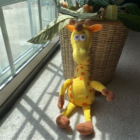 Toys R Us | Toys | Toys R Us Geoffrey Giraffe Stuffed Animal Plush 7 ...