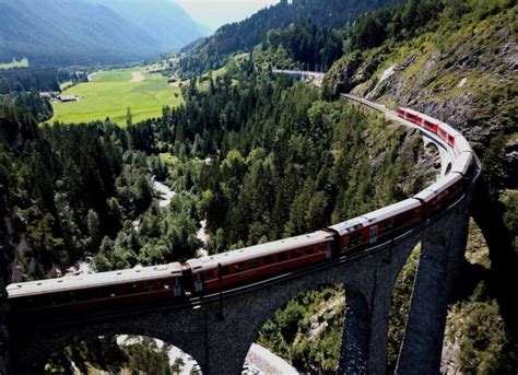 Tour Switzerland by Train | Explore the Swiss Railways