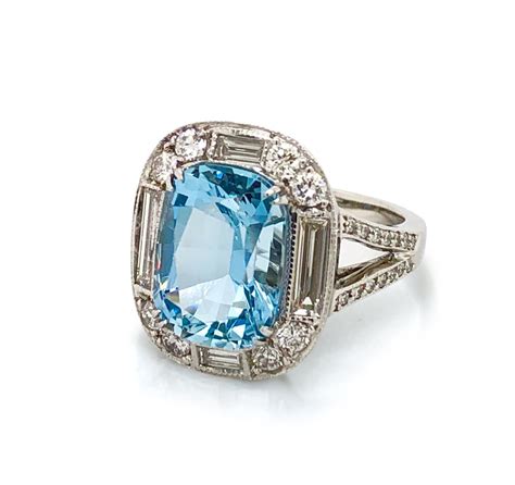 Cushion-Cut Aquamarine Ring Los Angeles | Peter Norman