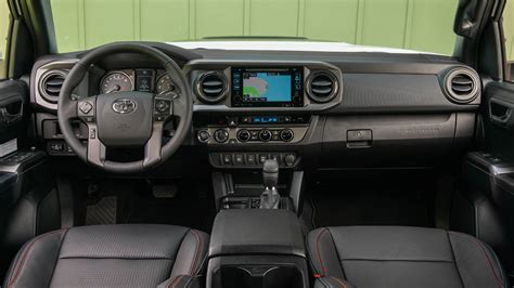 First Look: Production Interior of the 2018 Jeep Wrangler JL/JLU! | Page 7 | 2018+ Jeep Wrangler ...