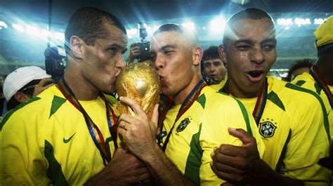 World Cup winner Rivaldo pondering retirement U-turn | News | Al Jazeera