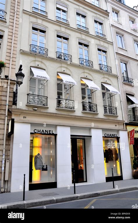 Chanel store, Paris, France Stock Photo - Alamy