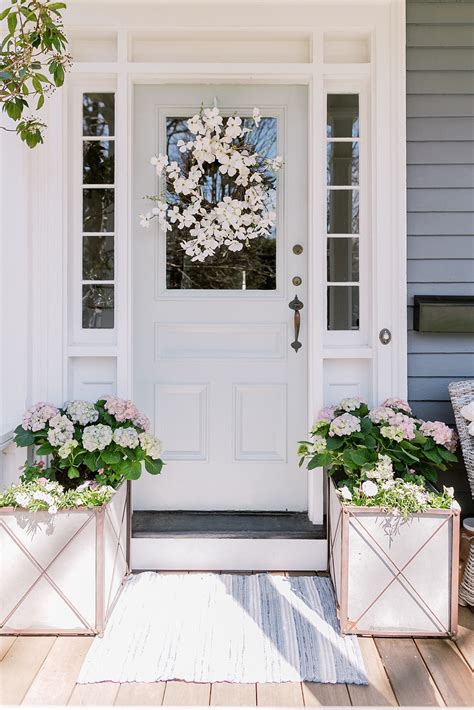 50 Front Door Planter Ideas to Boost Your Curb Appeal