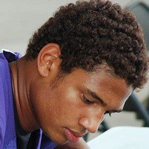 Josh Freeman - Age, Family, Bio | Famous Birthdays