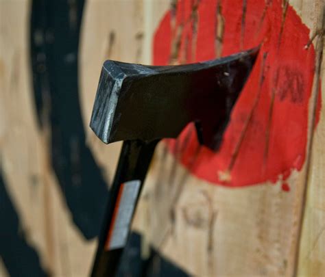 Hatchet throwing and beer: A can’t-miss venture | abc10.com