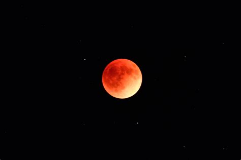 PHOTOS: Super blood moon total eclipse - WTOP News