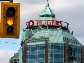 Rogers, Shaw, Quebecor extend merger deal deadline | Financial Post