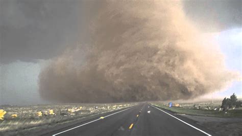 Uno dei più terrificanti Tornado mai ripresi! [VIDEO]