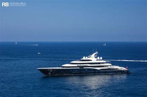 Bernard Arnault Net Worth and the Life and Legacy of the LVMH Chairman | Yacht, Bernard arnault ...