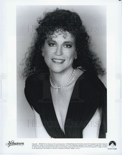 Margaret Whitton Plays Barbara Donnelly in Hometown 1985 vintage promo photo print - Historic Images