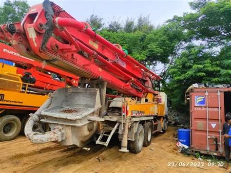 37 m Concrete Boom Pump Rental Service, Capacity: 31 cum at Rs 380000 ...