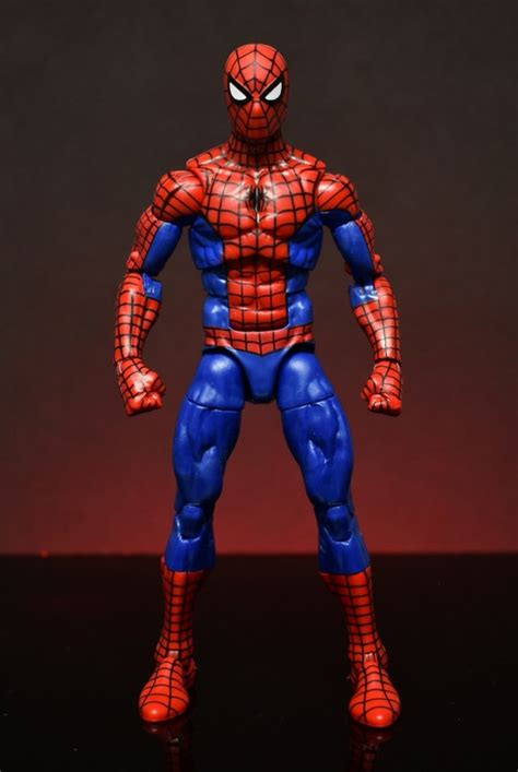 Hasbro: Marvel Legends Spider-Man Retro Wave Spider-Man review