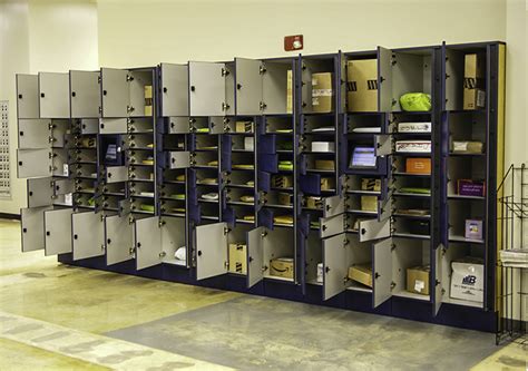 Self Service Package Lockers | 24/7 Parcel Pickup