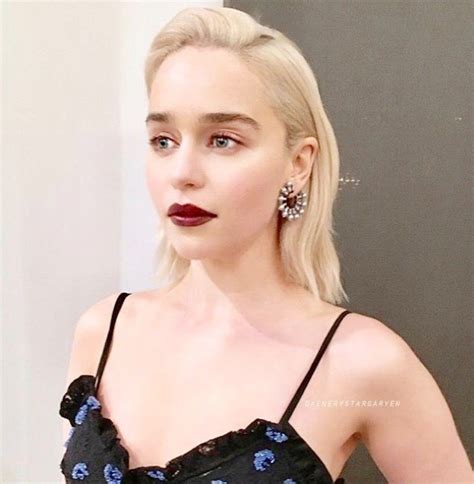 Emilia Clarke Hot, Emelia Clarke, Emilia Clarke Makeup, Chloë Grace Moretz, Beauty Expert ...