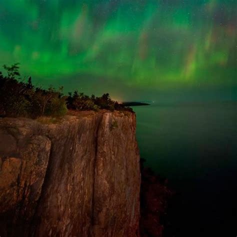 Aurora Borealis, Lake Superior - Sivertson Gallery