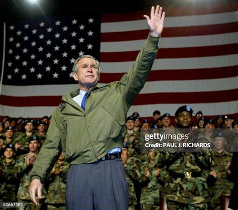 4,603 George W Bush Military Troops Stock Photos, High-Res Pictures ...