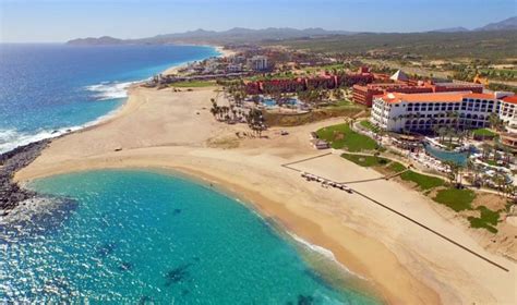 7 Best Swimming Beaches in Cabo: Visit this assortment of sand