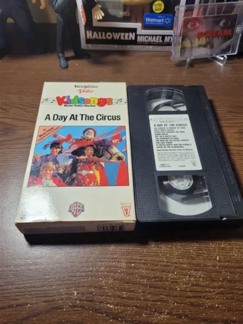 KIDSONGS - A Day at the Circus (VHS) $13.65 - PicClick CA