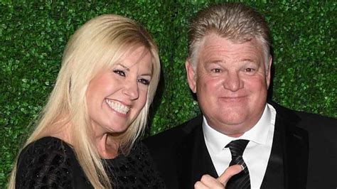 Dan Dotson, Wife Laura Dotson, Net Worth and Biography - Antique TV Shows