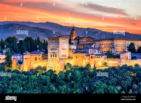 Alhambra of Granada, Spain. Alhambra fortress at sunset Stock Photo - Alamy