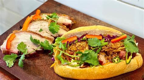 Banh mi near me: Bun Bun Bakery, Hot Pies and Pork Roll Bakery | Herald Sun