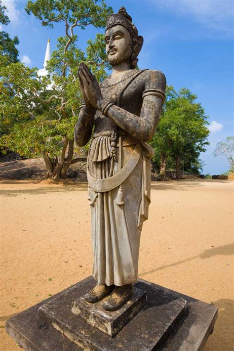 King Devanampiyatissa - The Great Monarch In History of Sri Lanka