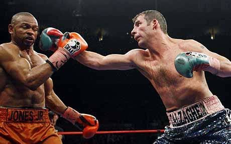 Joe Calzaghe v Roy Jones: round by round