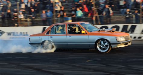 Cars, Cameras & Chronic Illness: Burnout Photo of the Day: Holden VH ...