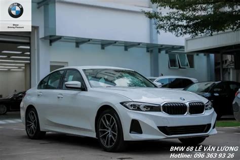 Giới thiệu trang bị trên BMW 320i Sport Line 2023