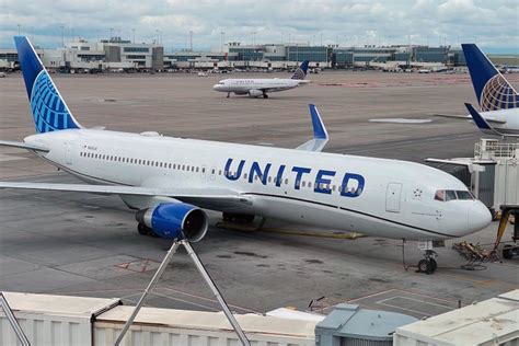 1st look: United's new Boeing 767-300 configuration with Premium Plus ...