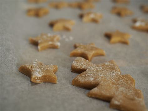 gluten free gingerbread biscuits