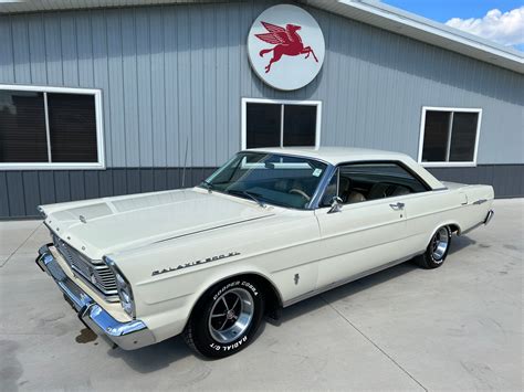 1965 Ford Galaxie 500 XL | Coyote Classics