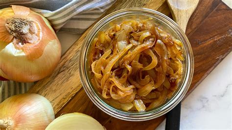 Foolproof Caramelized Onions Recipe