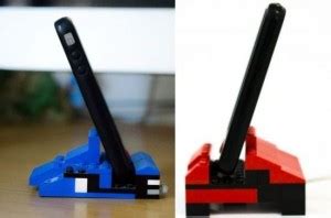 iPhone Dock made using discarded LEGO bricks - Gizmo Chunk