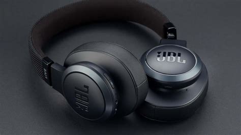 You Can Get These JBL Headphones for up to 53% Off | Lifehacker