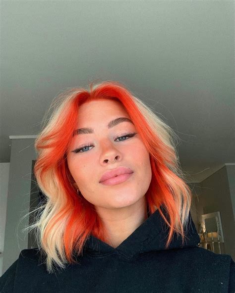 Marie Swahn Marthinsen on Instagram: "🤷🏼‍♀️ 🏽" | Hair color streaks, Hair inspo color, Aesthetic ...