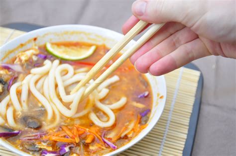 Spicy Udon Noodle Soup – the vegetarian ginger