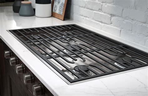 Experience using the new Wolf Contemporary 36" Gas Cooktop 5-burner