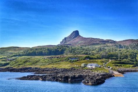 Breaking away from chaos on the remote Scottish island of Eigg - The Globe and Mail