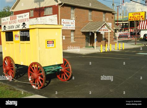 AJD63874, Pigeon Forge, TN, Tennessee, Carbo's Police Museum, Sheriff ...